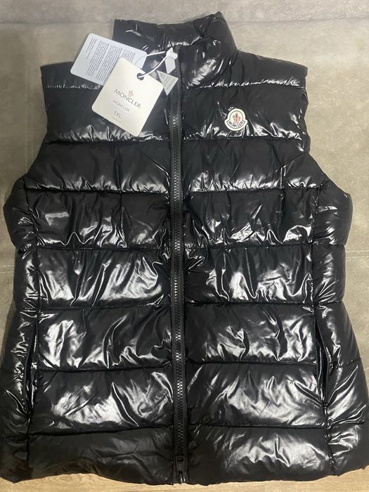 MONCLER жилетка