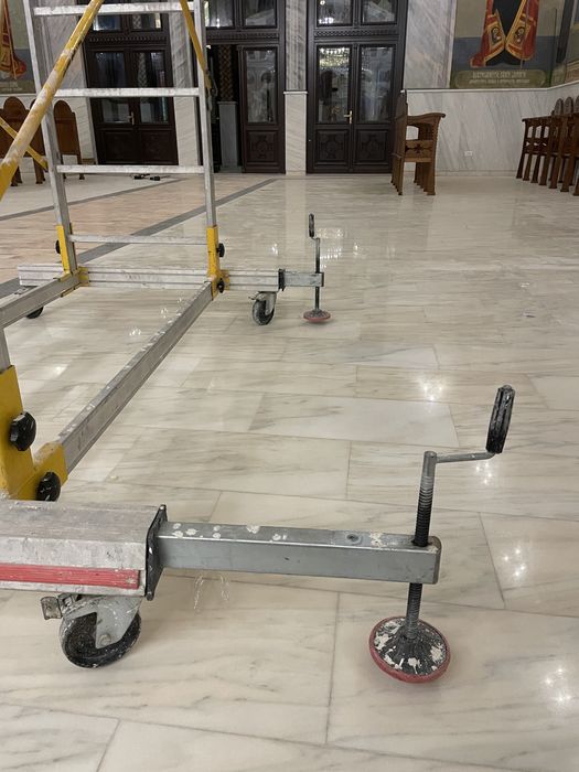Inchiriez schela mobila aluminiu 7m | Schela profesionala pe roti
