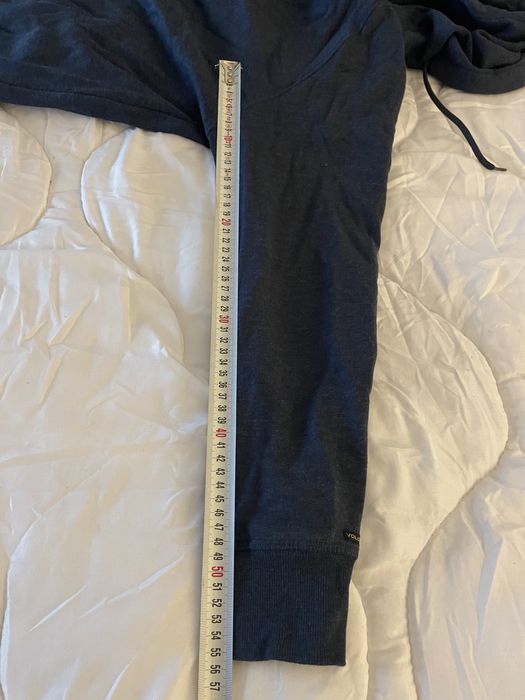 Суичер- Volkom- марката е ясна