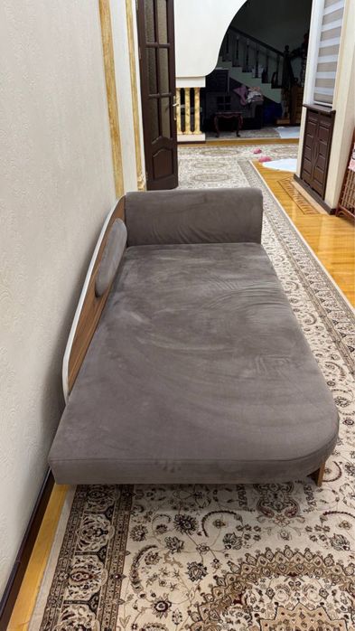 Диван, одноместный