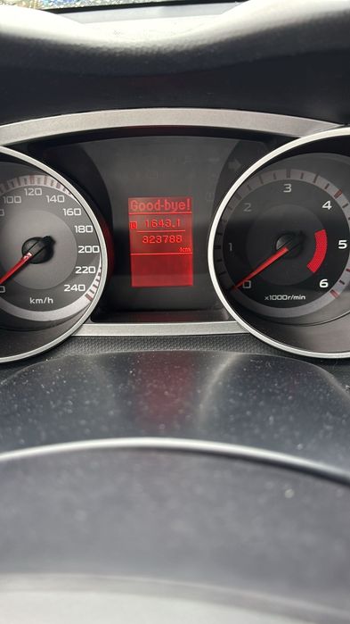 Mitsunishi  Outlander ll , 2.2 diesel, 7 locuri, Negociabil