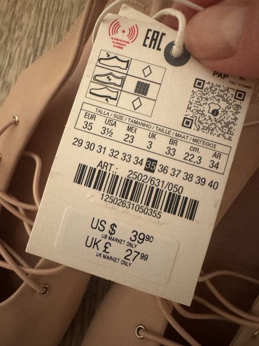 Zara нови балеринки,пантовки 34-35 размер