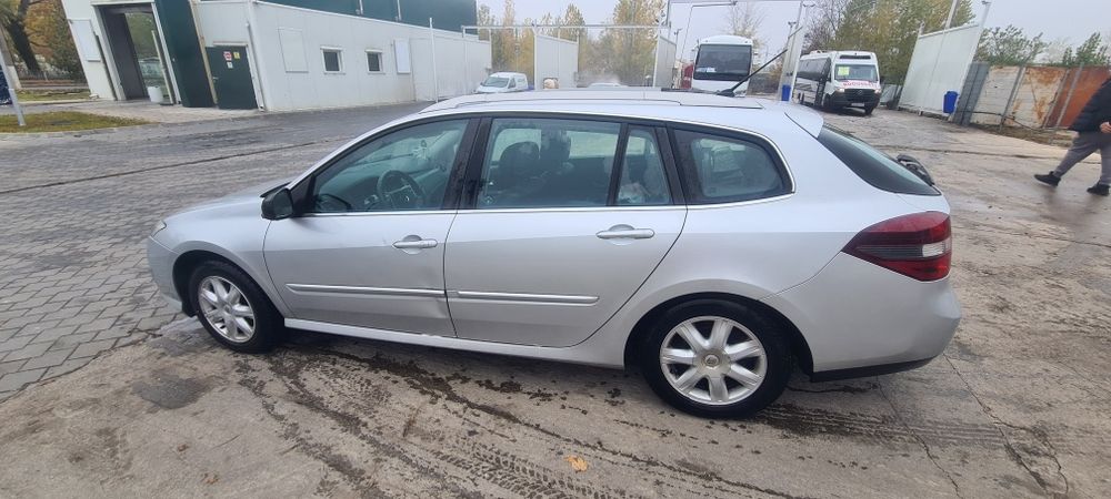Vând Renault Laguna 3