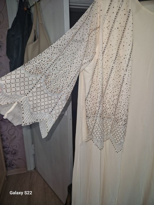 Платья двоики с камнями