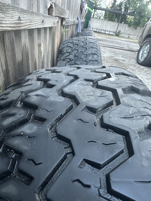 Продам Резину r16