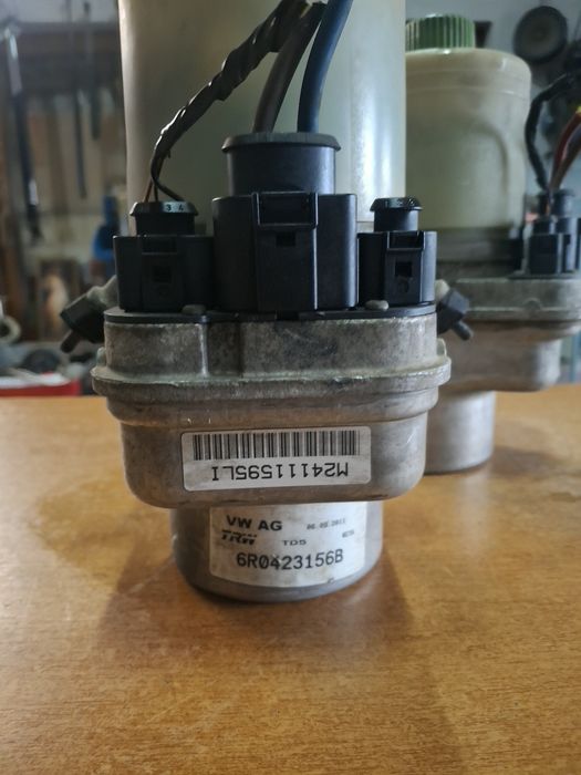 Pompa servo directie Polo 6R originală 6R0423156B