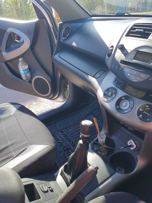 Джип Toyota RAV 4 , 2.2 дизел , десен волан