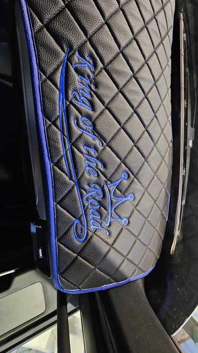 Кожени стелки за камиони с бродерия за SCANIA S екокожа