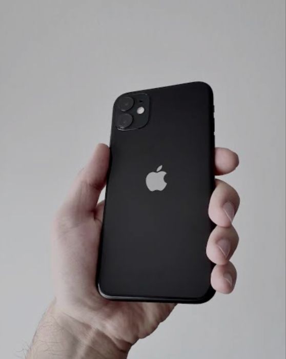 Продам айфон 11 в идеальном состоянии