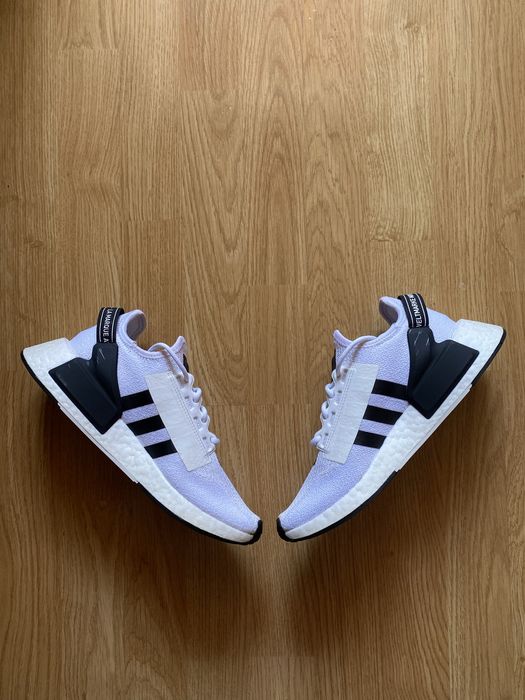 Adidas NMD R1 V2