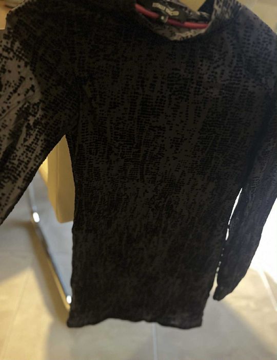 Черна мини рокля