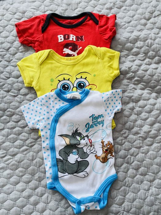 Лот детски дрешки- бодита, блузи, ританки 0-3 месеца