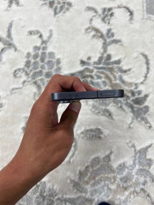 Samsung s24 fe продаеться