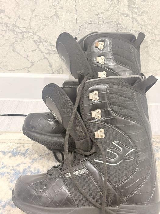 продам сноуборд  155