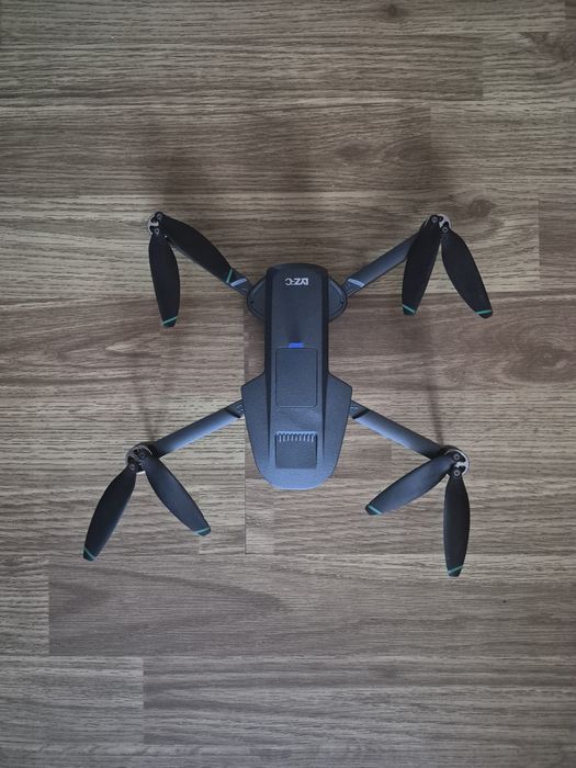Drona cu telecomanda GPS