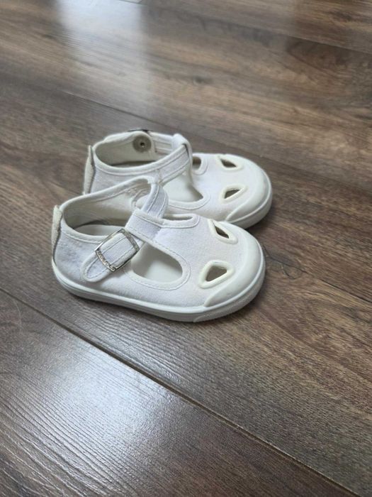 Детски бели памучни унисекс сандали , размер 20
