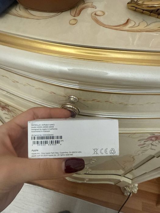 Продается Airpods 4 ANC