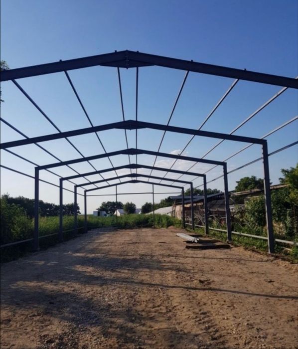 Vand hala 250mp 4500 euro confectie metalica