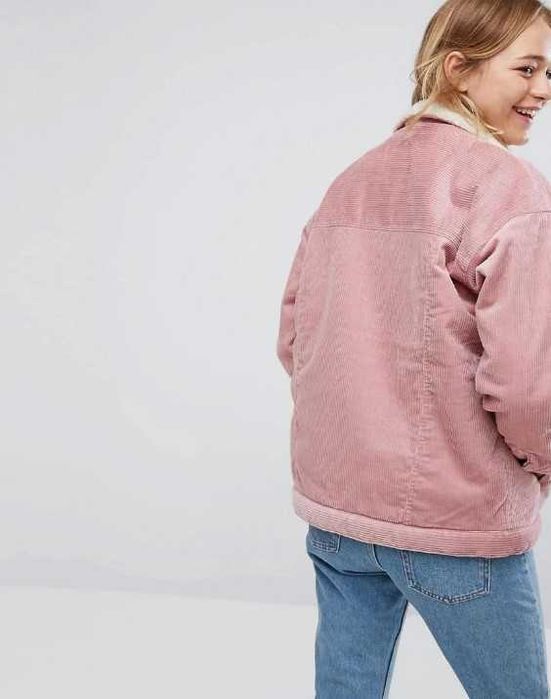 Jacheta MONKI Oversized Impecabila!