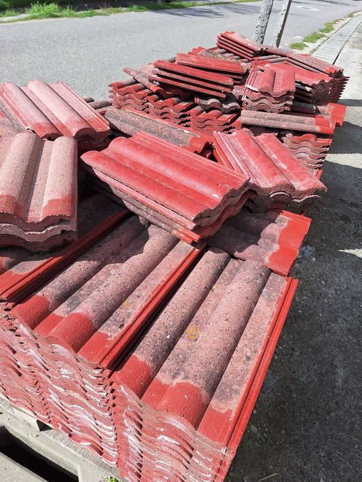 Țiglă din beton roșie