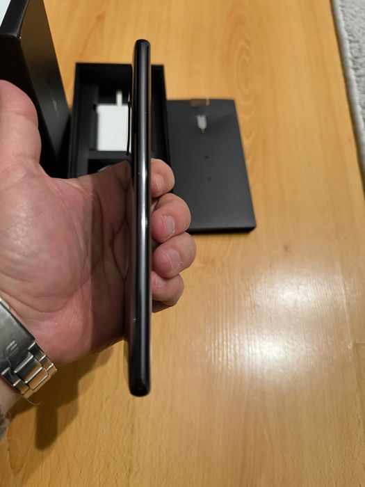 Huawei Mate 20 Pro 128GB + 6GB RAM