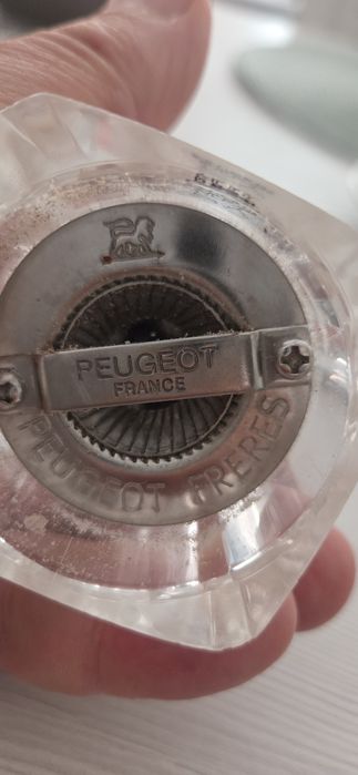 Peugeot мелничка сол/пипер