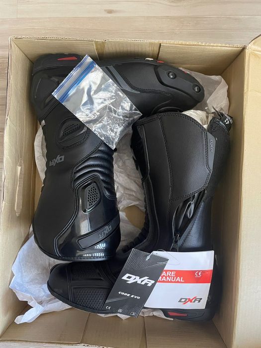 Мото екипировка-чисто нова