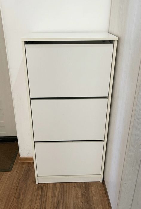 Продам шкаф для обуви