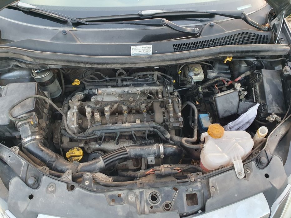 Opel Corsa D 1.3 CDTI - НА ЧАСТИ