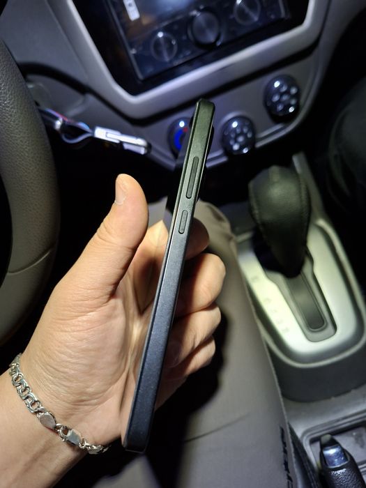 Prodam Poco x7 pro