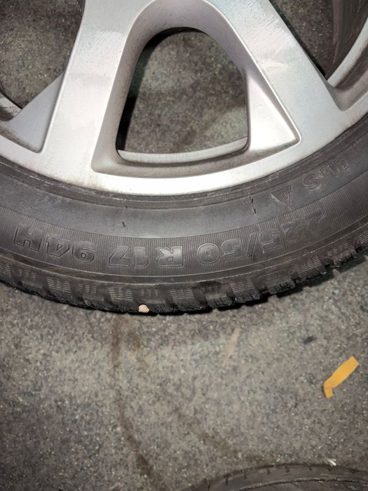 Cauciucuri iarna 225/50/R17
