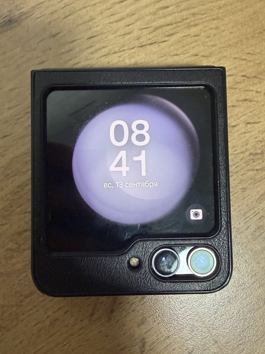 Продам самсунг Z flip 5