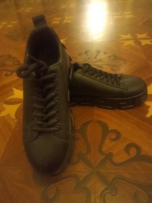 Кроссовки мужские