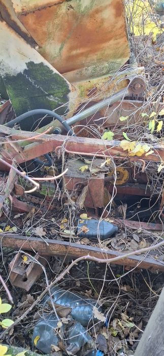 Masina de plantat cartofi pe patru randuri