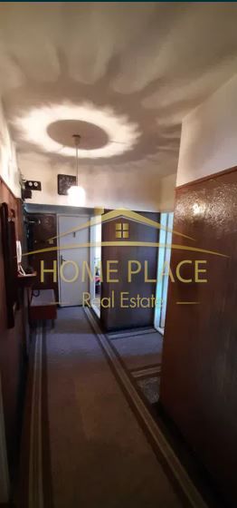 Продава се Четиристаен апартамент в Варна, Левски - 80 кв.м за 1500 €/кв.м - Снимка #2