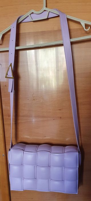 Geantă de umăr lila, nouă