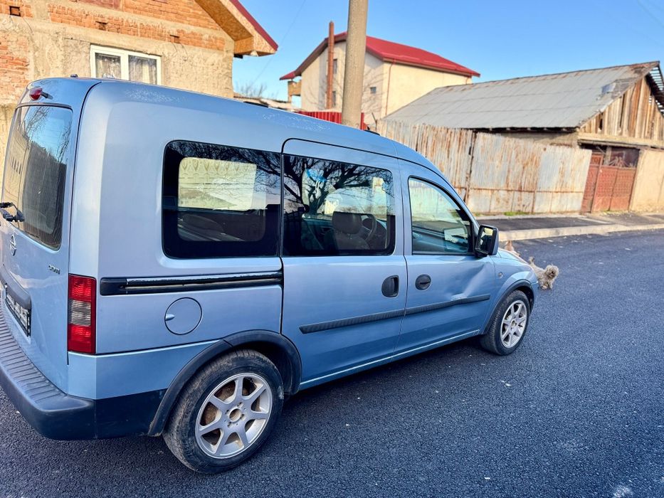 Vand / schimb opel combo 1.3 2008