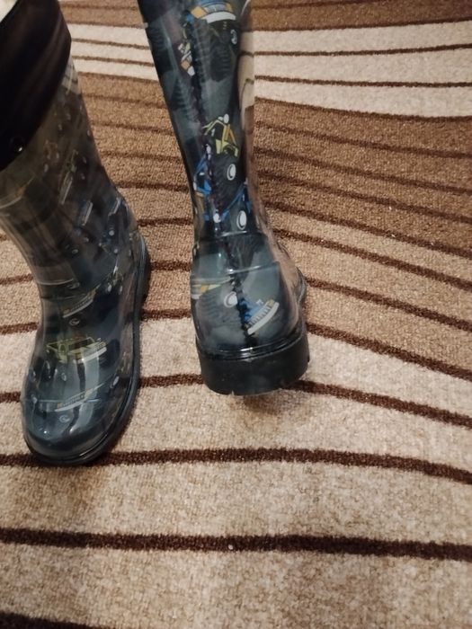 Гумени ботуши против дъжд и сняг
