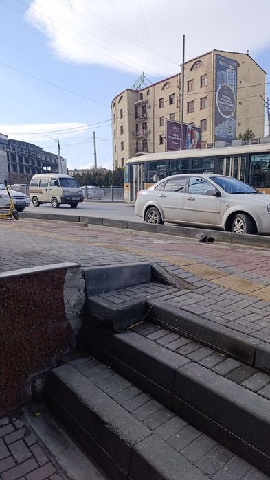 Поворотда жойлашган дўкон ижарага берилади