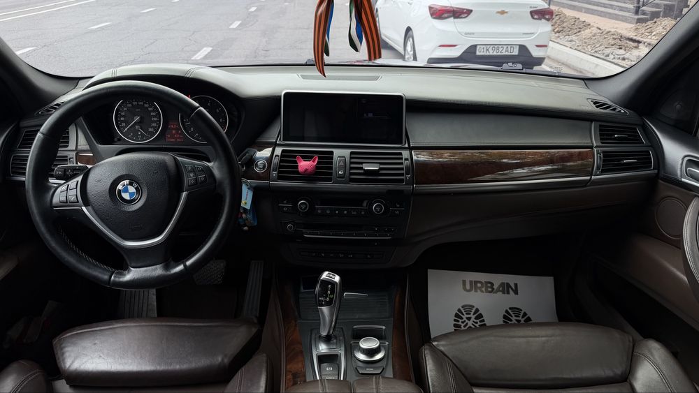 BMW X5 4.8i V8, панорама, полный привод