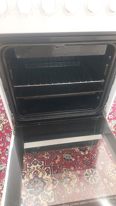 Продам электро плиту