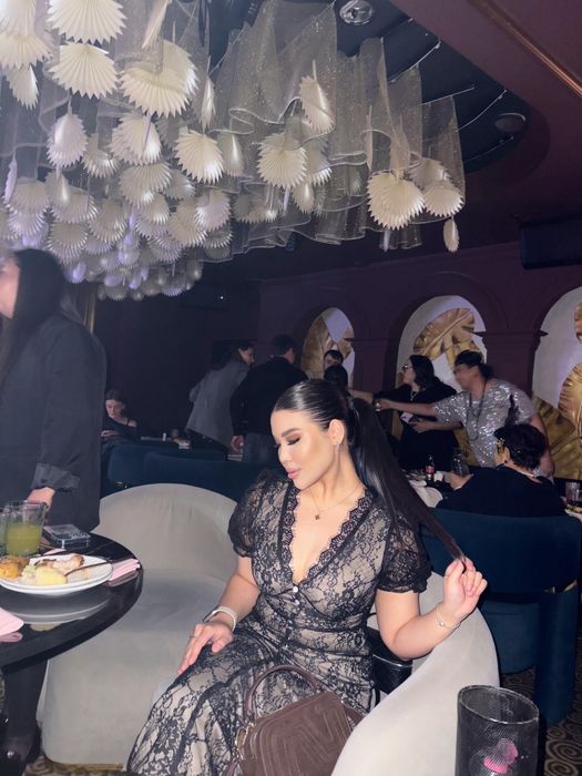 продаю своё шикарное платье