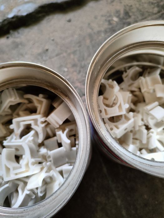 Клипсы ПВХ 20 и 16