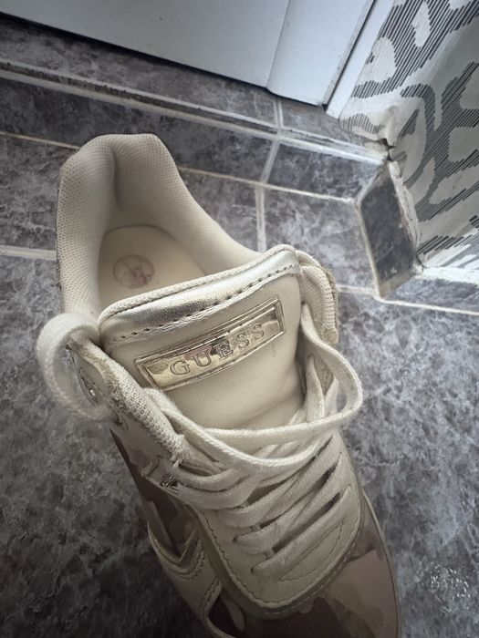 Обувки Guess 36 номер