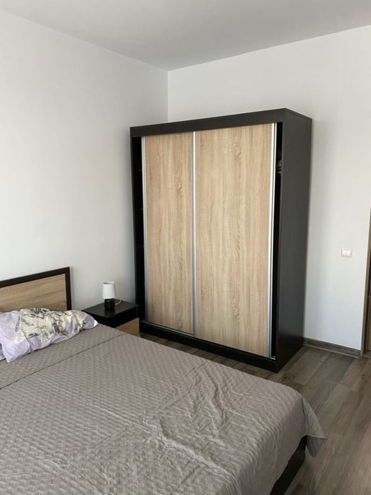 Inchiriez ap 2 camere, decomandat, utilat complet.Militari Residence