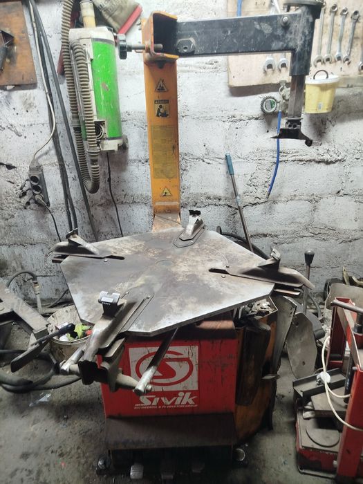 Продам шиномонтажный станок