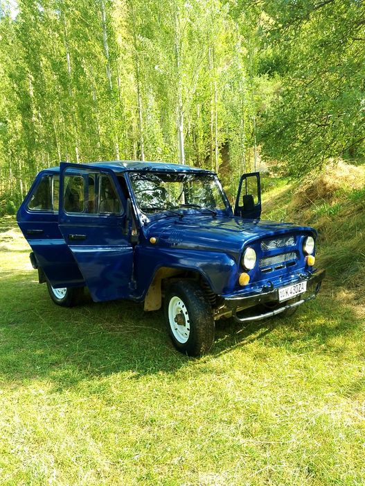 Yurib turgan moshina