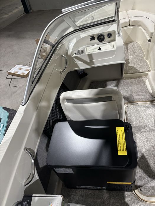 Bayliner 175 GT bowrider 135 hp 2015 gata de apa