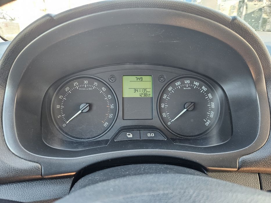 Vand Skoda Fabia 2,   1.6 TDI ,  2011