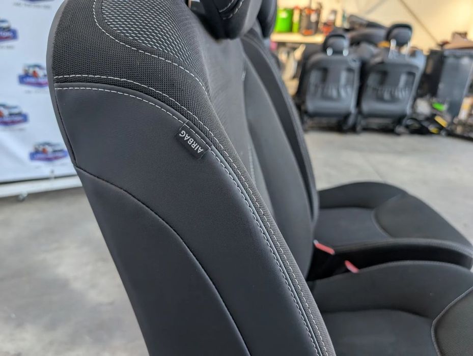 SCAUN FATA STANGA + DREAPTA / TEXTIL RENAULT CLIO IV 2015 0.9 BENZINA / 2012-2019